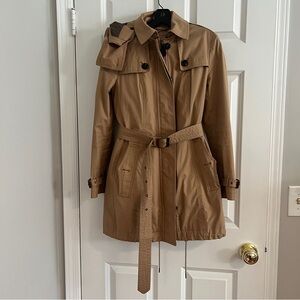 Burberry Tan Trench Coat with Belted Waist and Wide Lapels